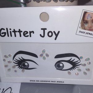 Face Jewels from GLITTER JOY